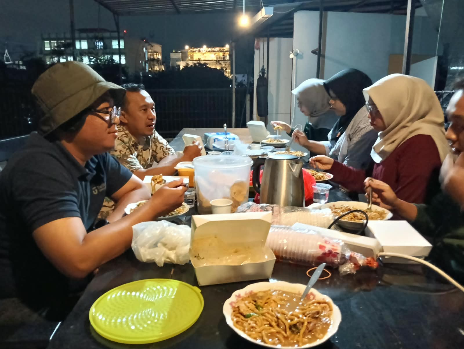 Diskusi Santai Sensor Cerdas Bersama Peneliti BRIN dan Tim Riset Mahasiswa Fisika UIN Malang
